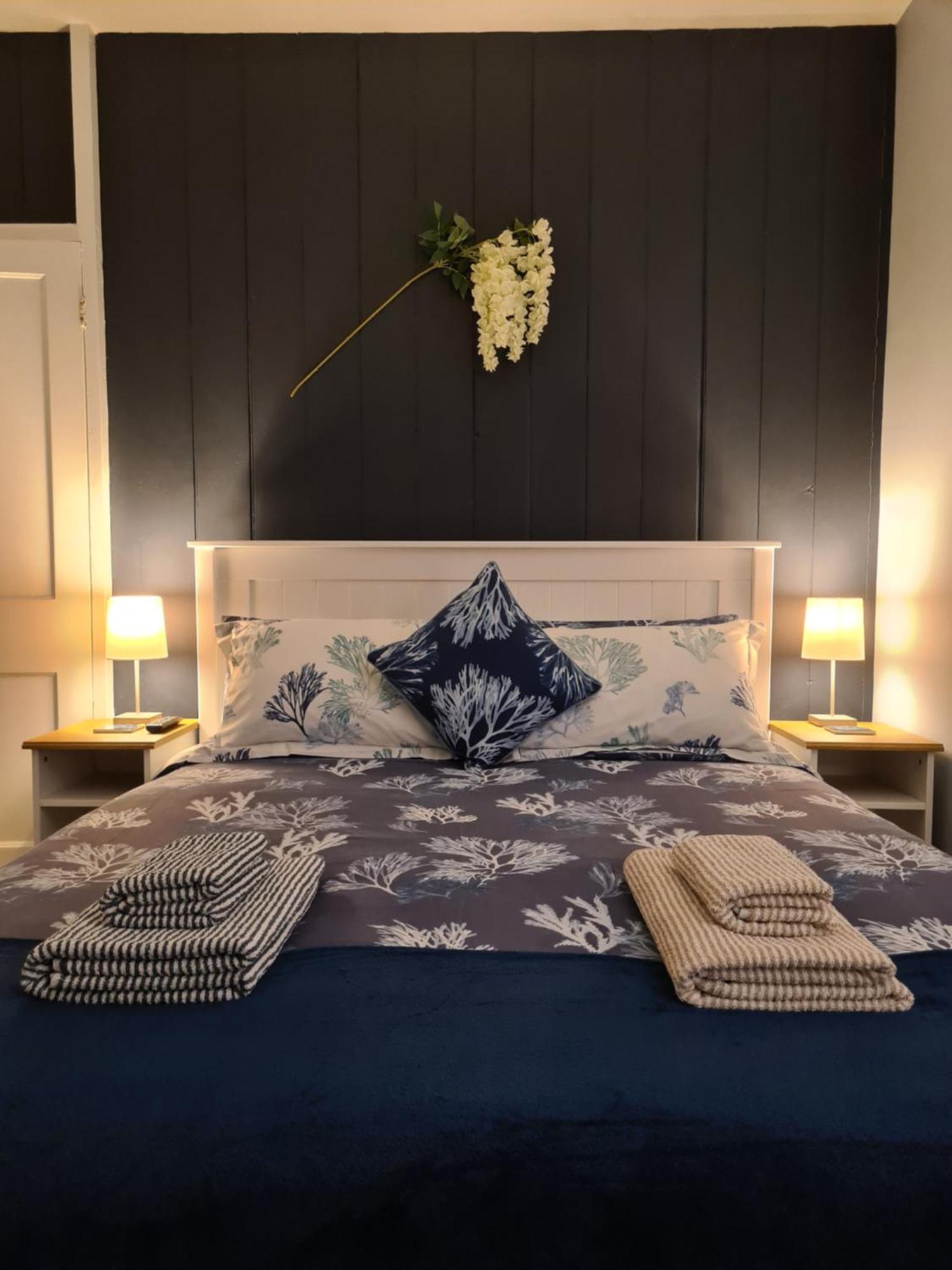 The Hideaway - Luxury Townhouse Wareham